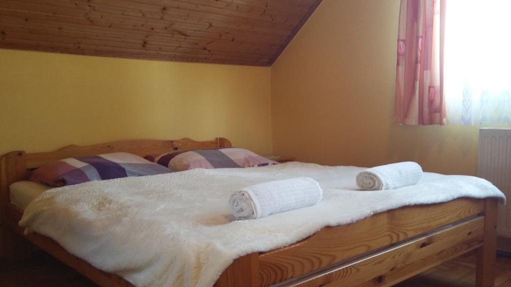 Bundics Vendeghazak Bed & Breakfast Lenti Luaran gambar