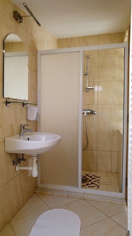 Bundics Vendeghazak Bed & Breakfast Lenti Luaran gambar