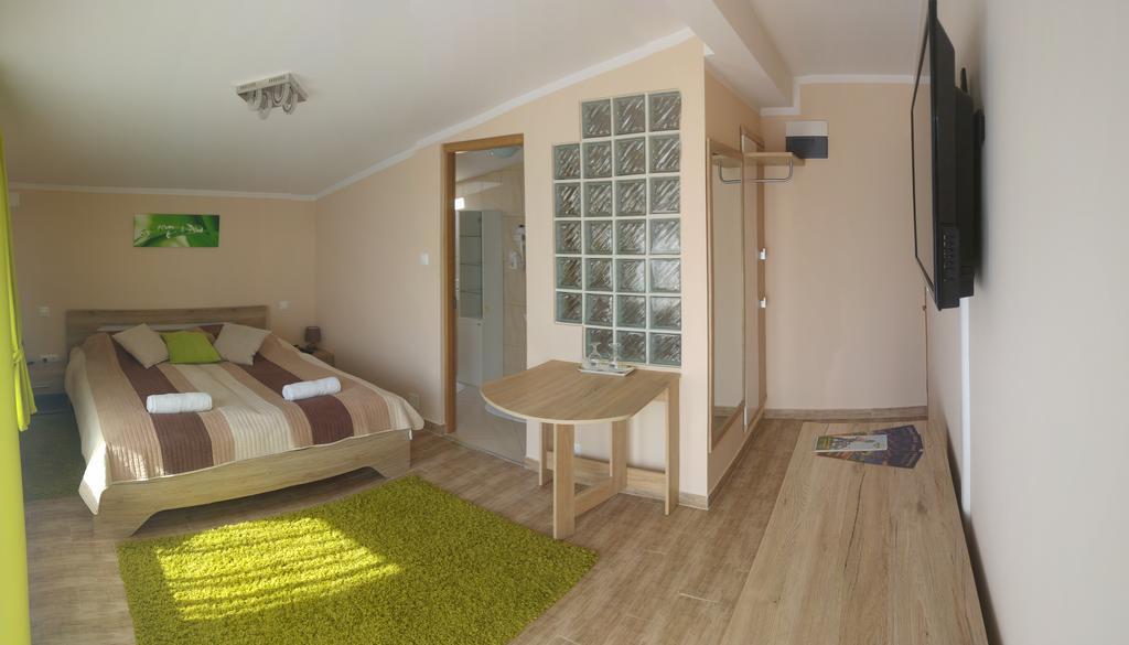 Bundics Vendeghazak Bed & Breakfast Lenti Luaran gambar